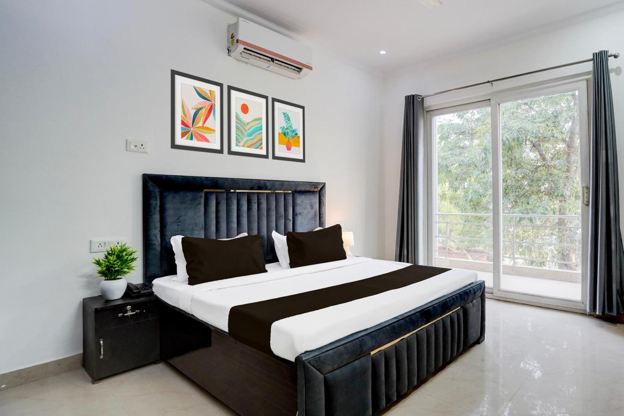Super Townhouse Sector 53 Golf Course Road Apartment Гургаон Екстериор снимка
