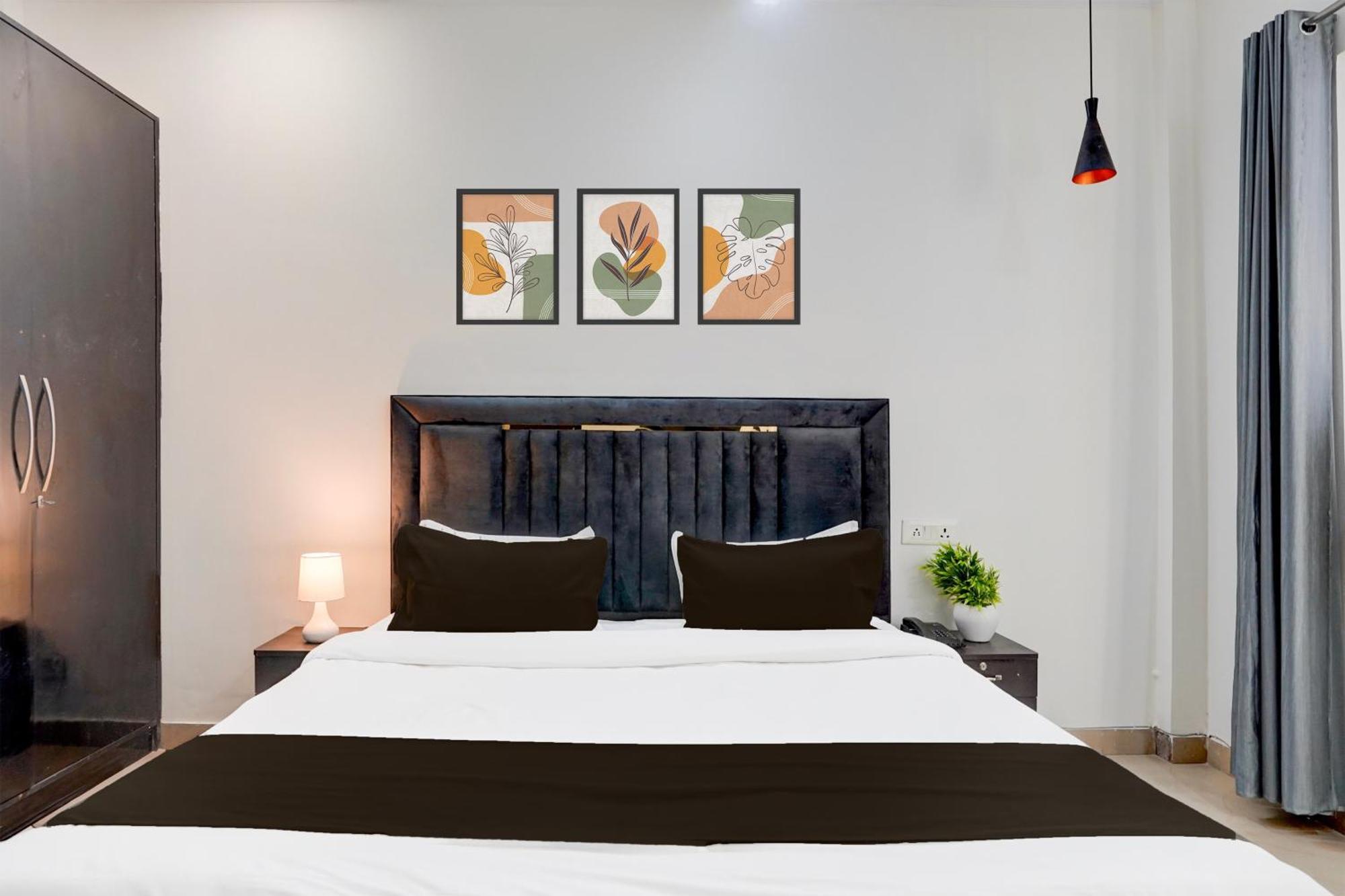 Super Townhouse Sector 53 Golf Course Road Apartment Гургаон Екстериор снимка