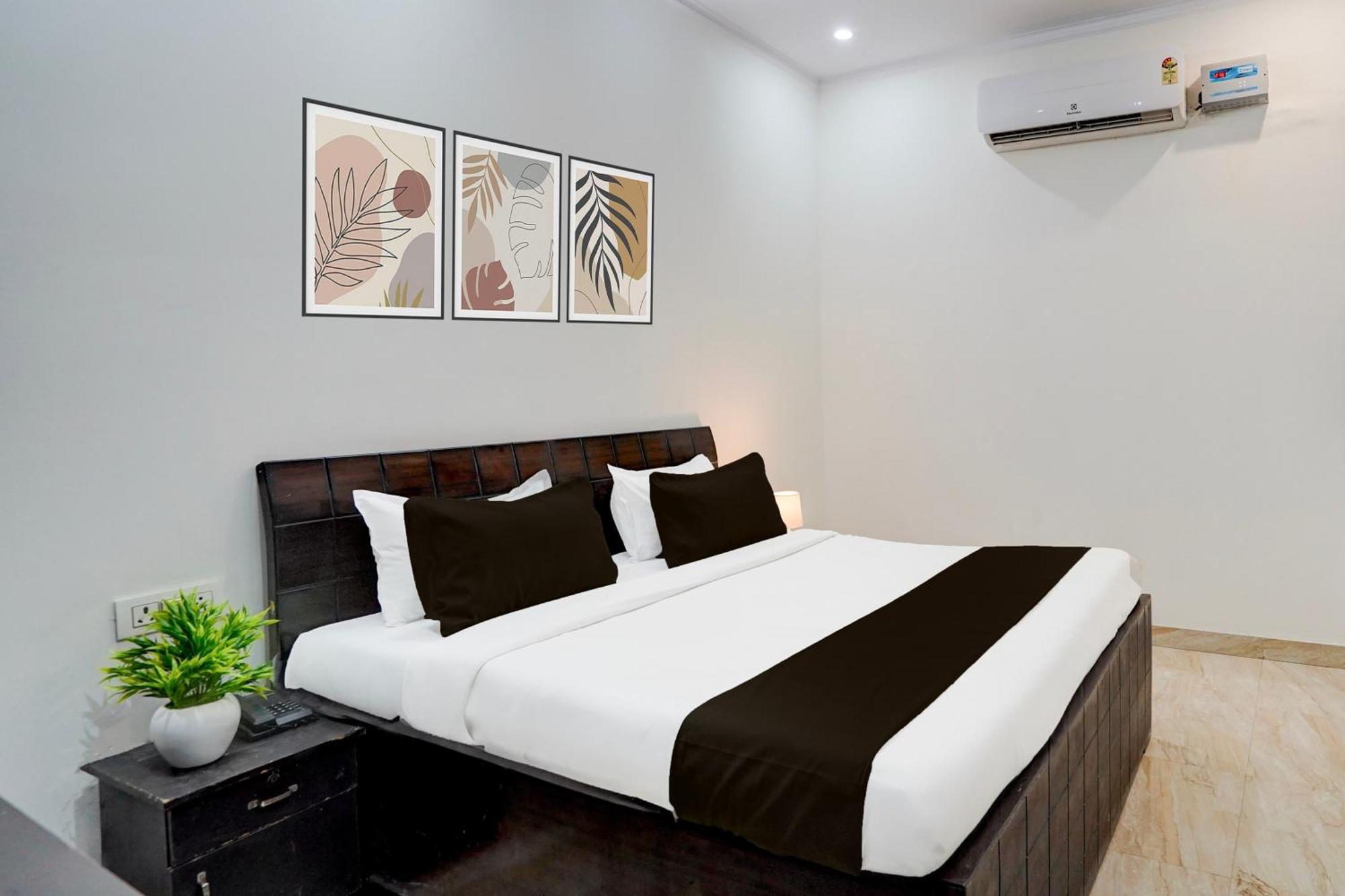 Super Townhouse Sector 53 Golf Course Road Apartment Гургаон Екстериор снимка